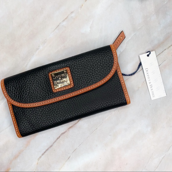 Dooney & Bourke Handbags - NWT Dooney & Bourke Pebble Leather Continental Clutch Wallet Navy Blue Brown